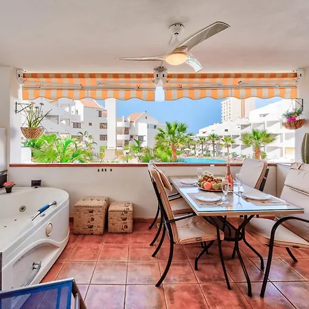 Appartement With Pool View Los Cristianos (Tenerife)
