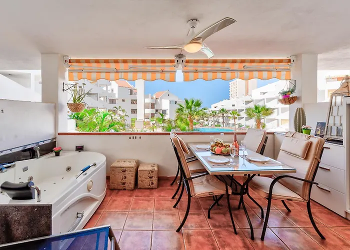Apartment With Pool View Los Cristianos (Tenerife)